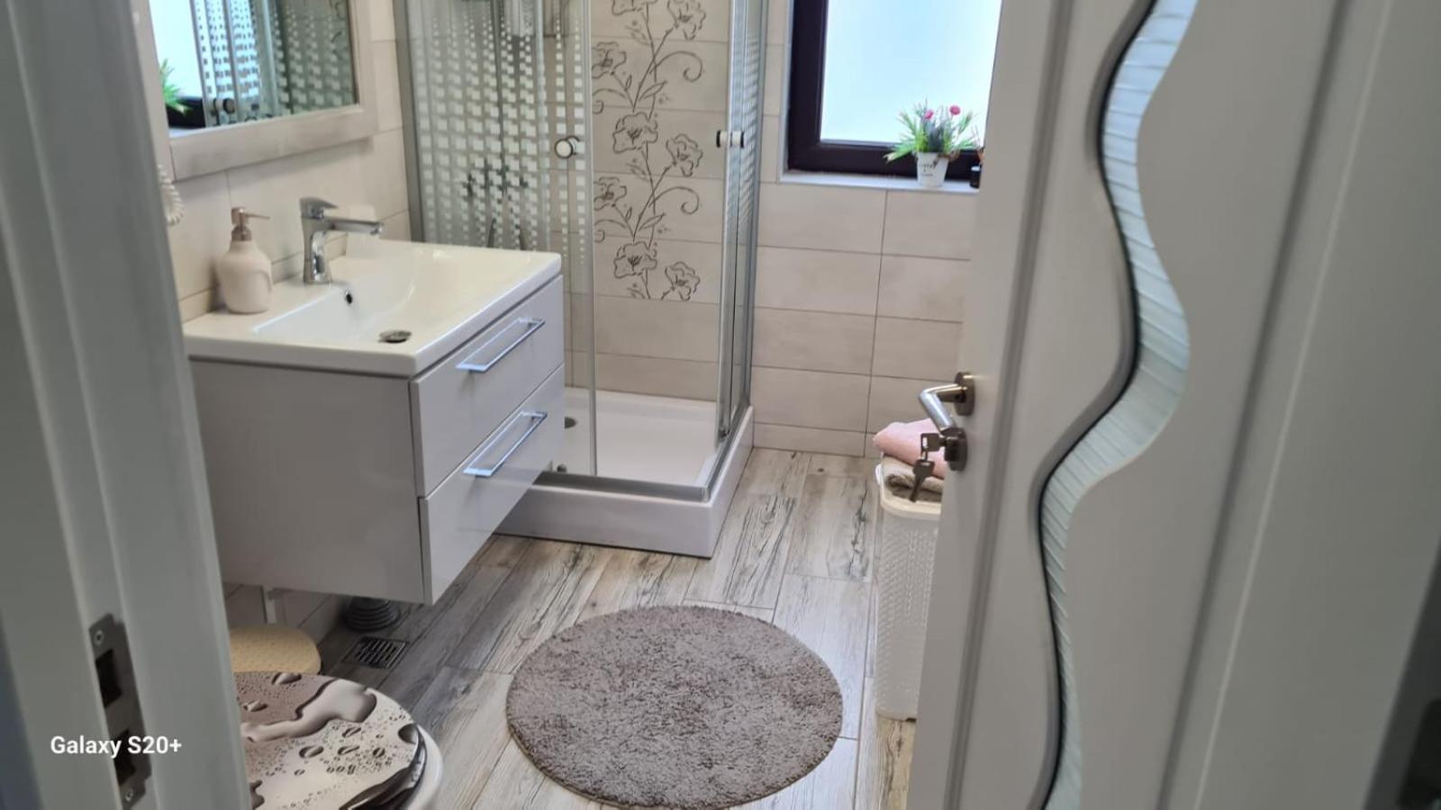 Apartament David Râmnicu Vâlcea Exterior foto